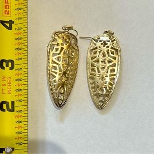 Kendra Scott classic earrings